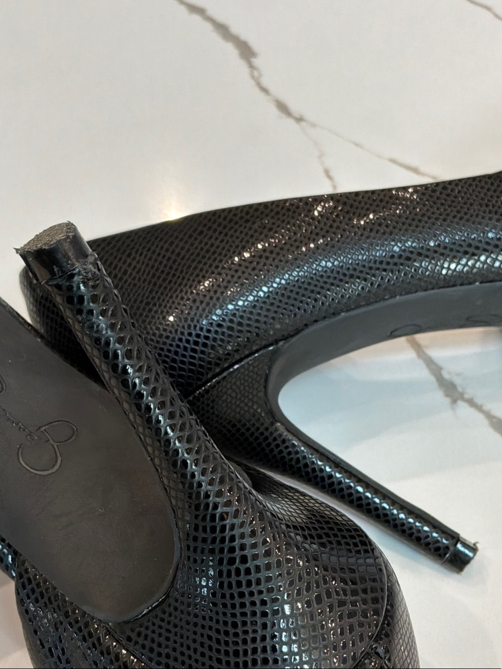 Jessica Simpson Size 7M Black Snakeskin-Texture Pointed Toe Pumps Heels - Picture 7 of 12